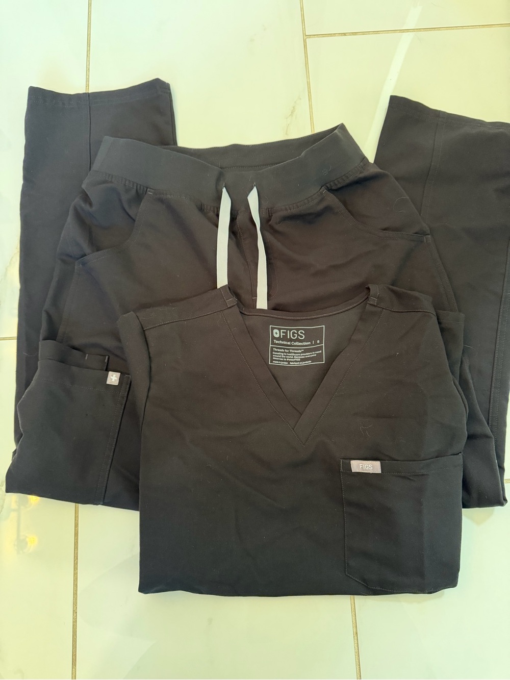 Figs Women's Black Scrub Top and Drawstring straight leg Pants